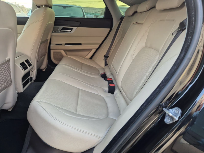 Jaguar Xf 2.0D-4X4-ПАНОРАМА-FULL-175000км, снимка 14 - Автомобили и джипове - 51888667