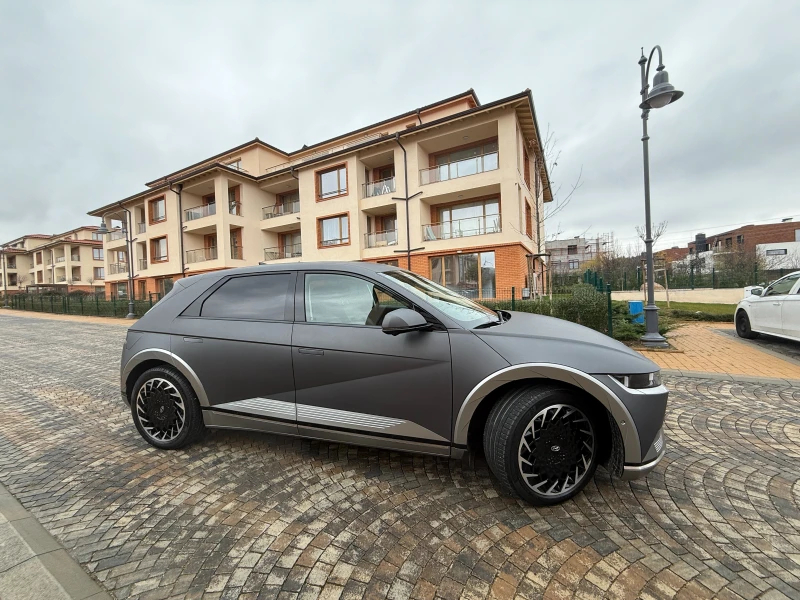 Hyundai Ioniq 5 77kWh Uniq AWD, снимка 5 - Автомобили и джипове - 52617492