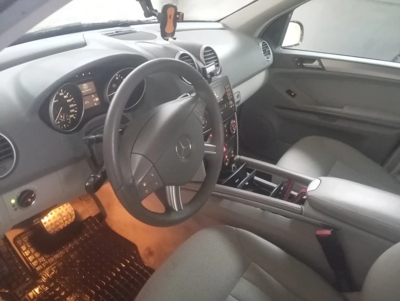 Mercedes-Benz 320, снимка 5 - Автомобили и джипове - 53394967