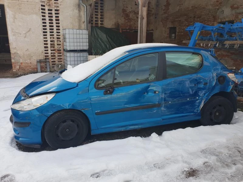 Peugeot 207 1.4i, снимка 3 - Автомобили и джипове - 47616113