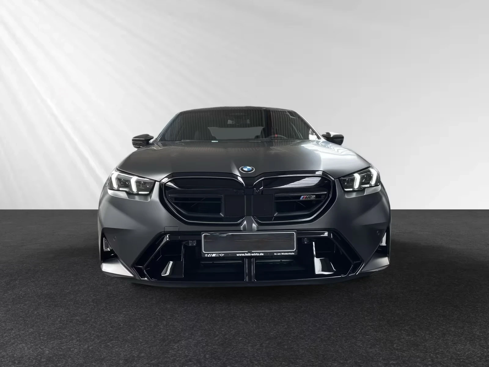 BMW M5, снимка 1