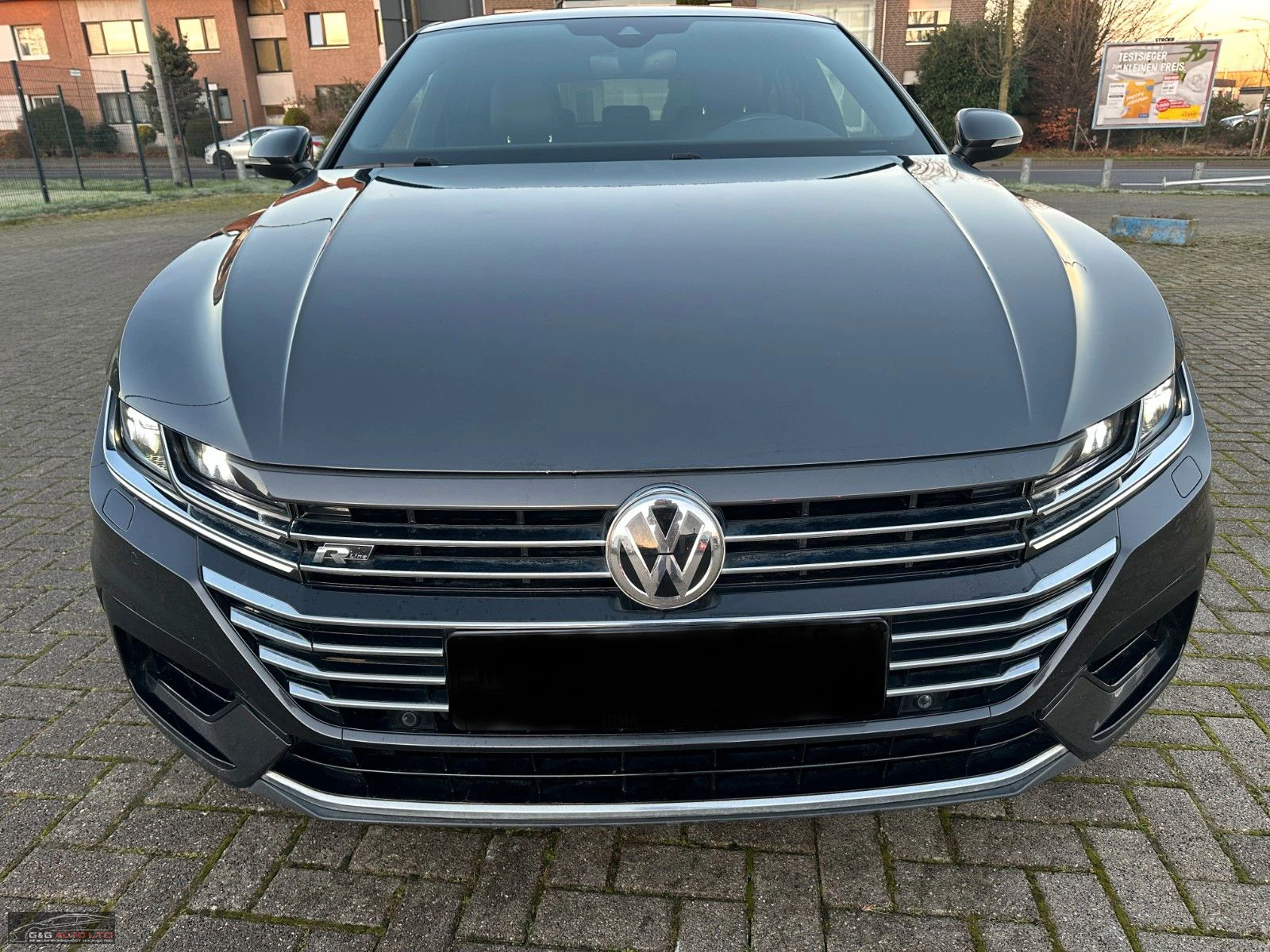 VW Arteon R-LINE/190HP/PARK-ASSIST/LANE-ASS/NAVI/360/113E - изображение 2