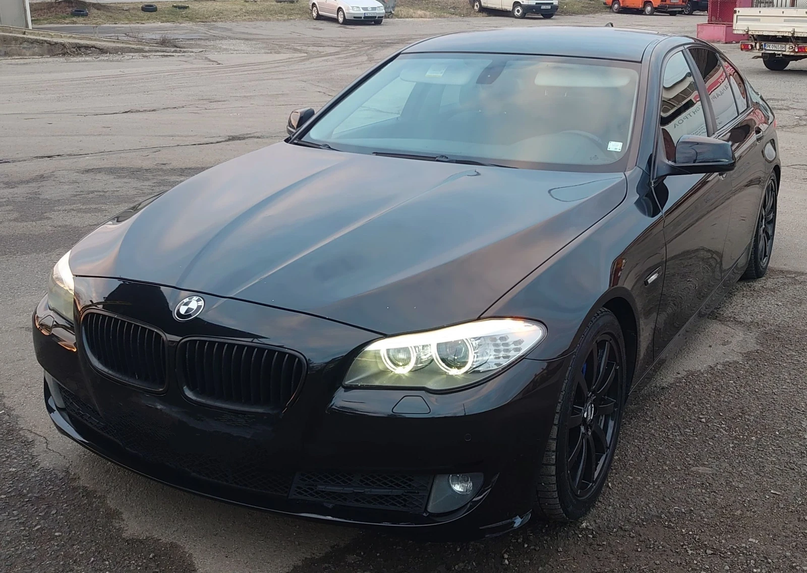 BMW 523  - изображение 2