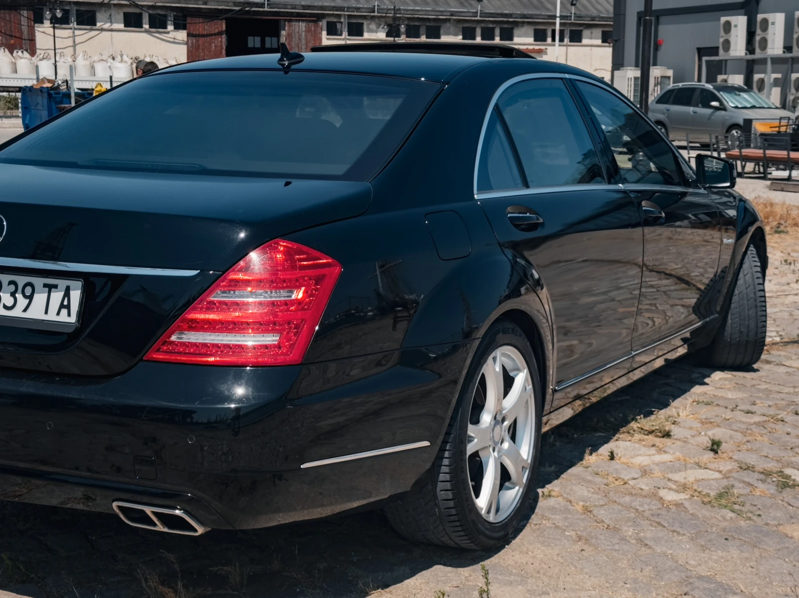 Mercedes-Benz S 550  - изображение 4