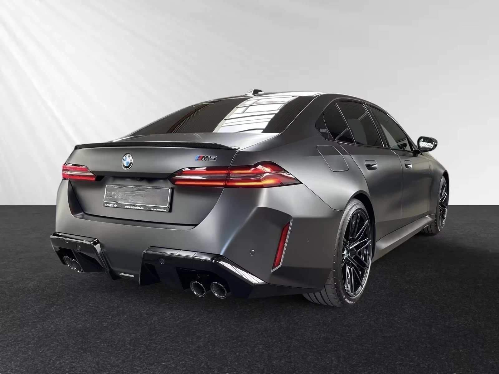 BMW M5 | Mobile.bg   11