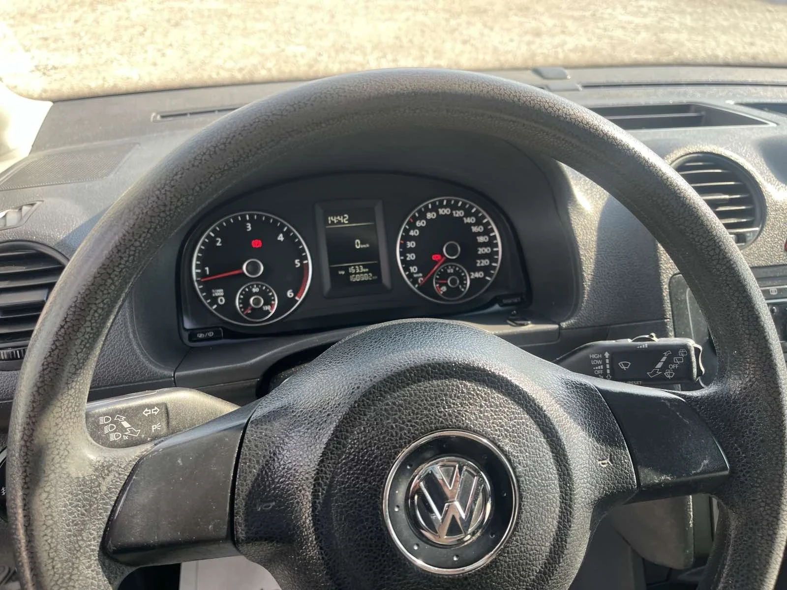 VW Caddy 1.6!160хкм!Клима - изображение 9