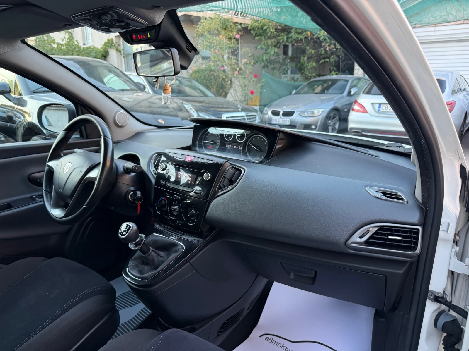 Lancia Ypsilon 1.2I | Mobile.bg   12