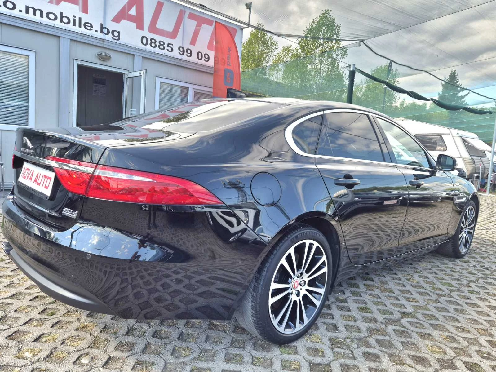 Jaguar Xf 2.0D-4X4-ПАНОРАМА-FULL-175000км - изображение 4