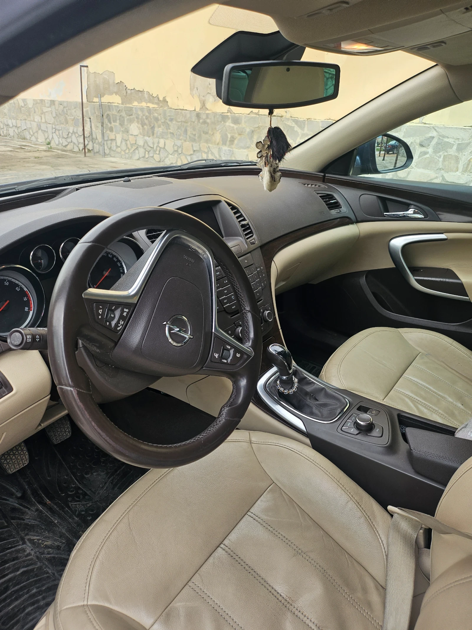 Opel Insignia, снимка 6 - Автомобили и джипове - 54032057