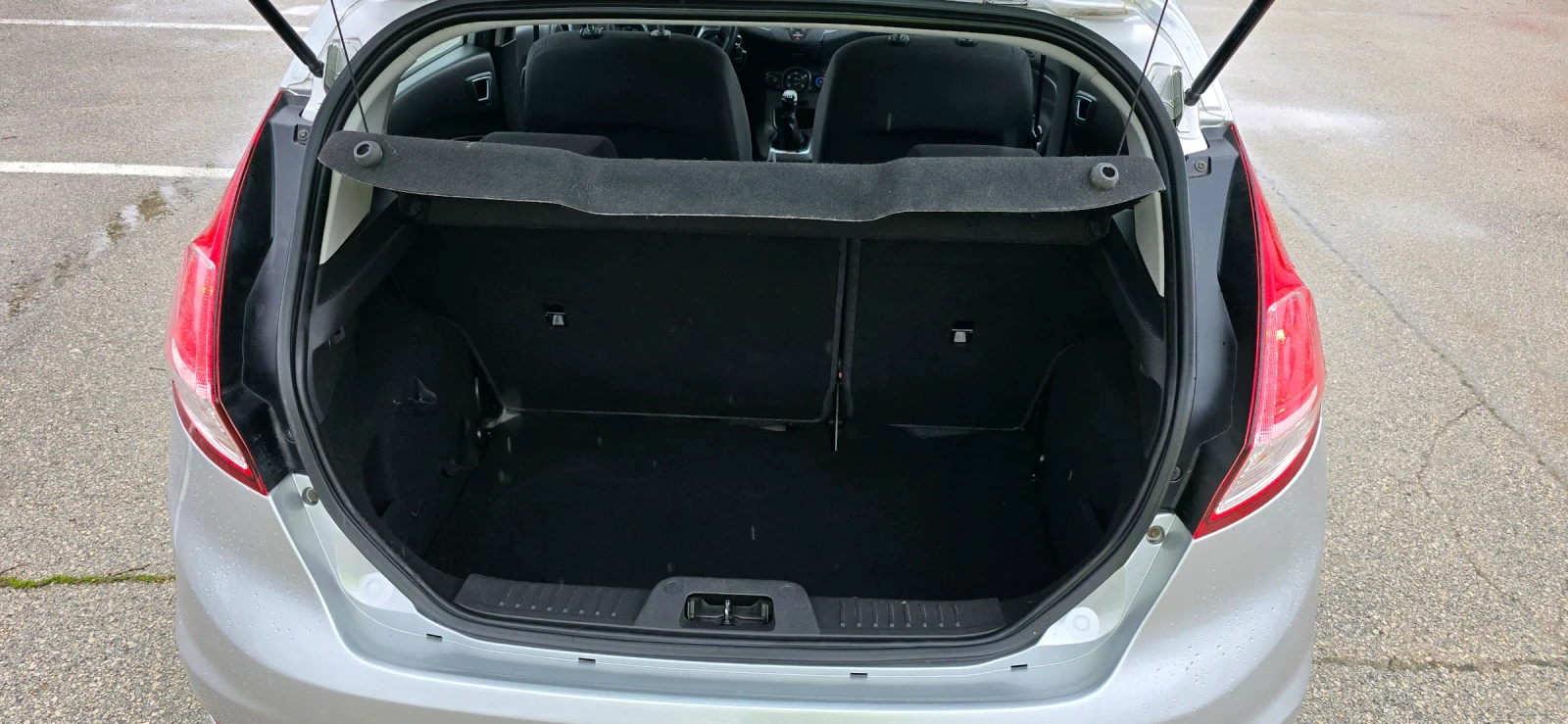 Ford Fiesta 1.5D, снимка 12 - Автомобили и джипове - 54088815