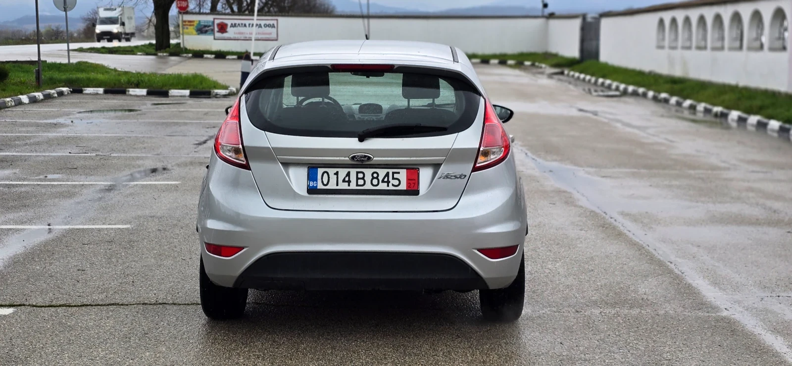 Ford Fiesta 1.5D, снимка 4 - Автомобили и джипове - 54088815