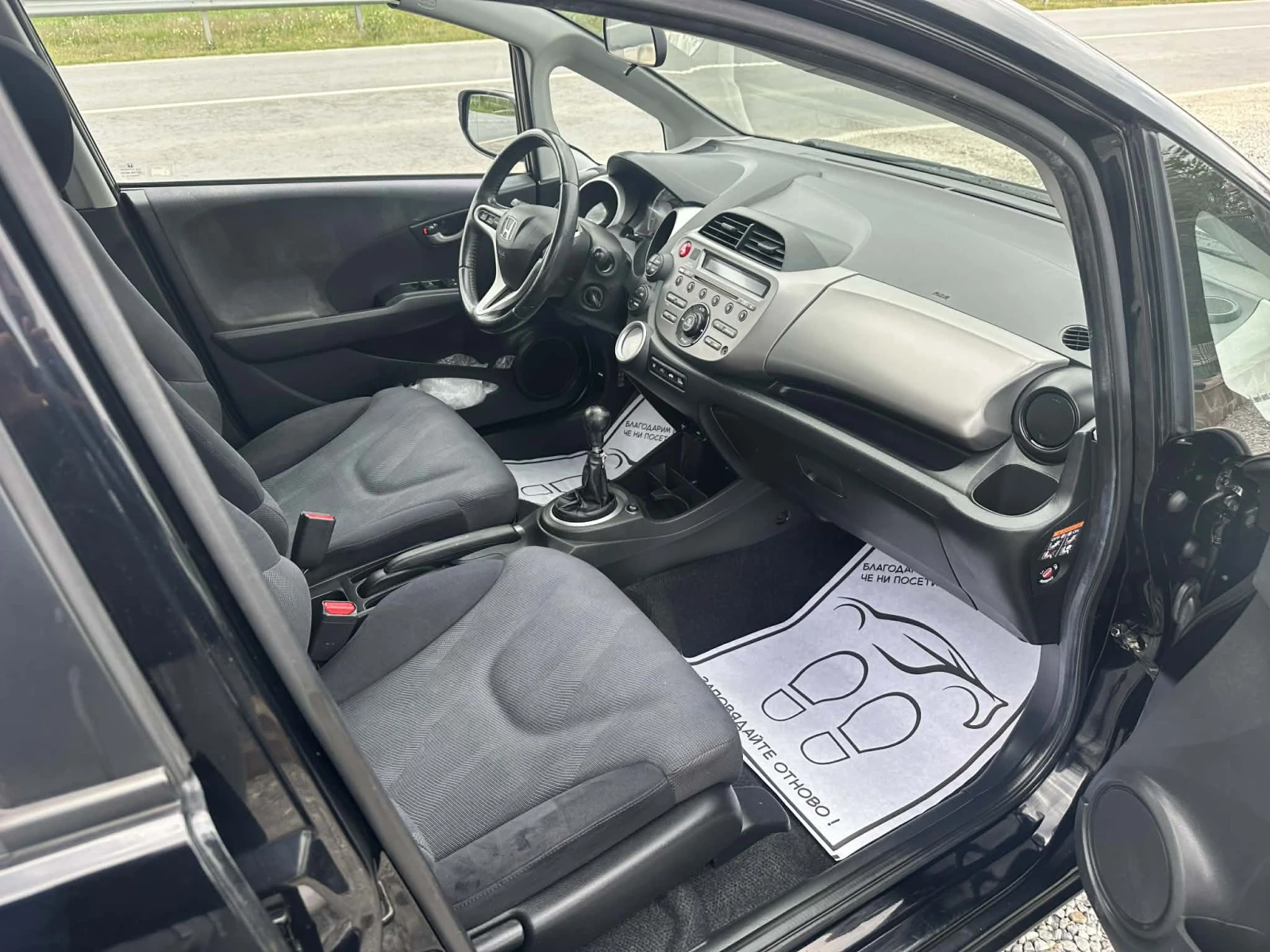 Honda Jazz 1.4i* Клима* Немска* Климатроник* , снимка 11 - Автомобили и джипове - 54358930