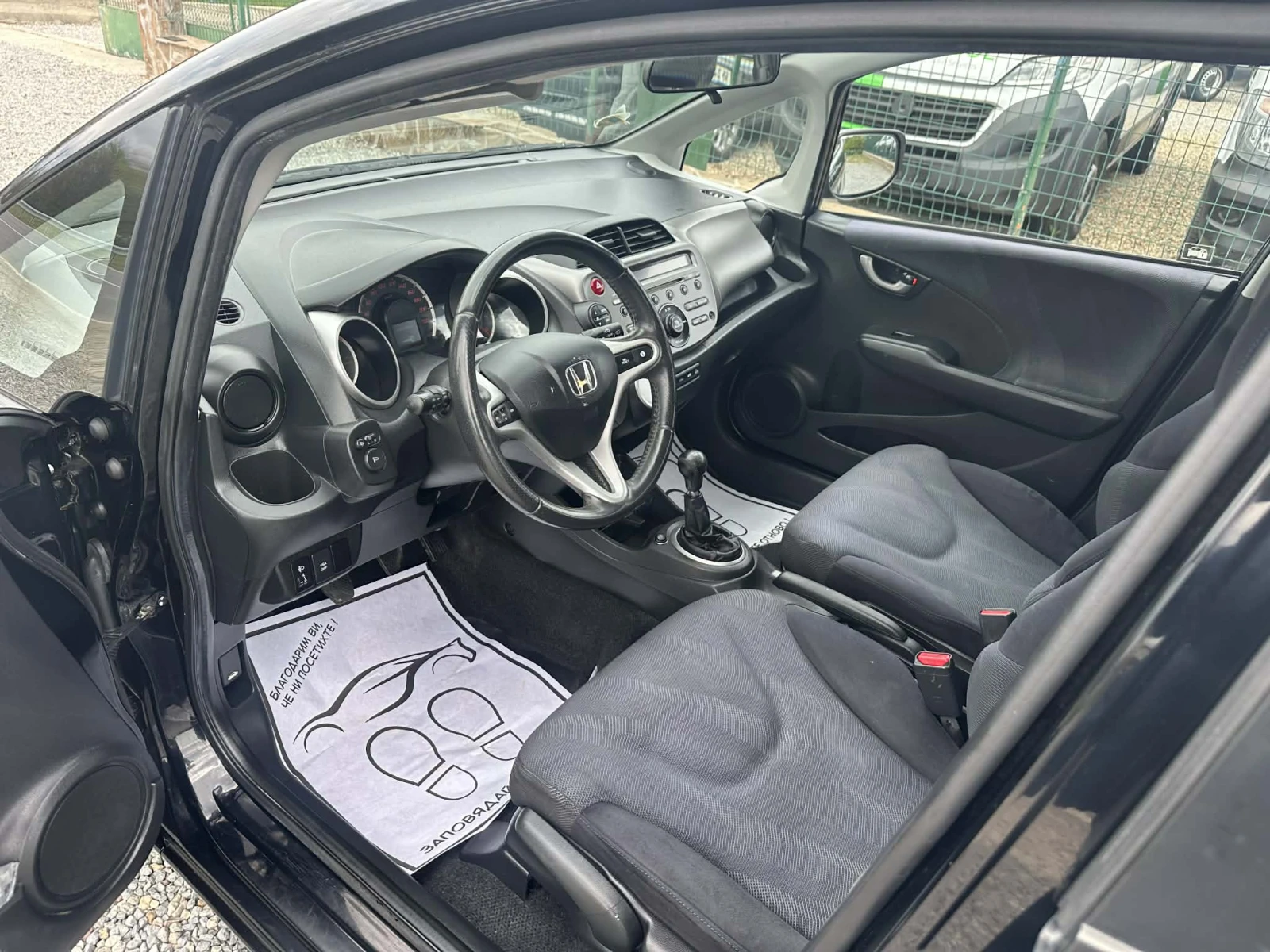 Honda Jazz 1.4i* Клима* Немска* Климатроник* , снимка 8 - Автомобили и джипове - 54358930