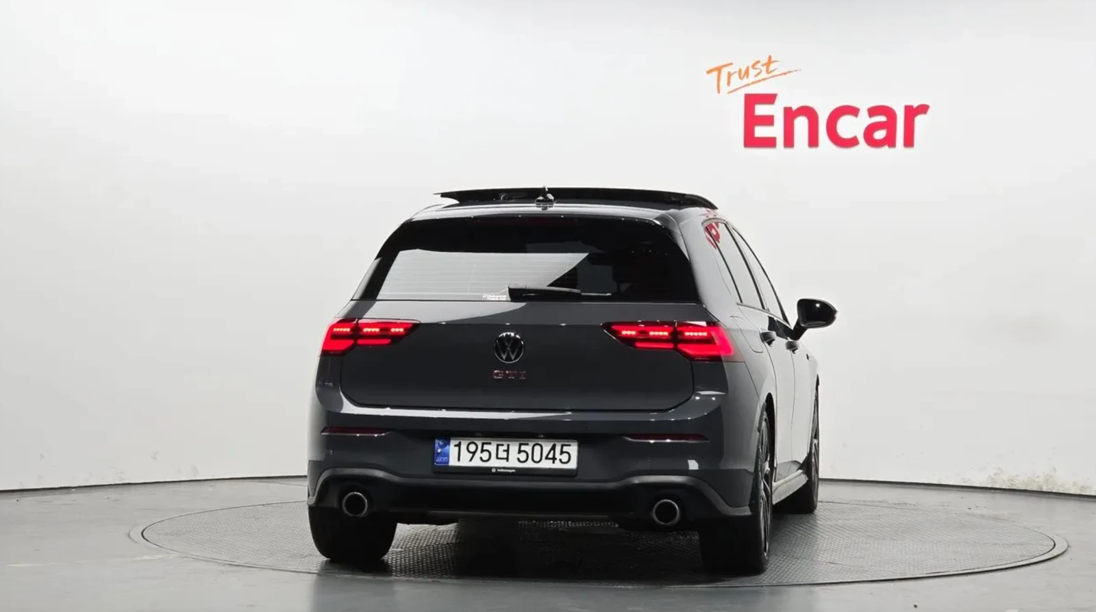 VW Golf GTI / ОБДУХВАНЕ / PANO / HEAD UP , снимка 4 - Автомобили и джипове - 54619511