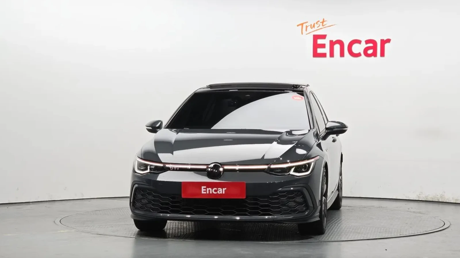 VW Golf GTI / ОБДУХВАНЕ / PANO / HEAD UP , снимка 3 - Автомобили и джипове - 54619511