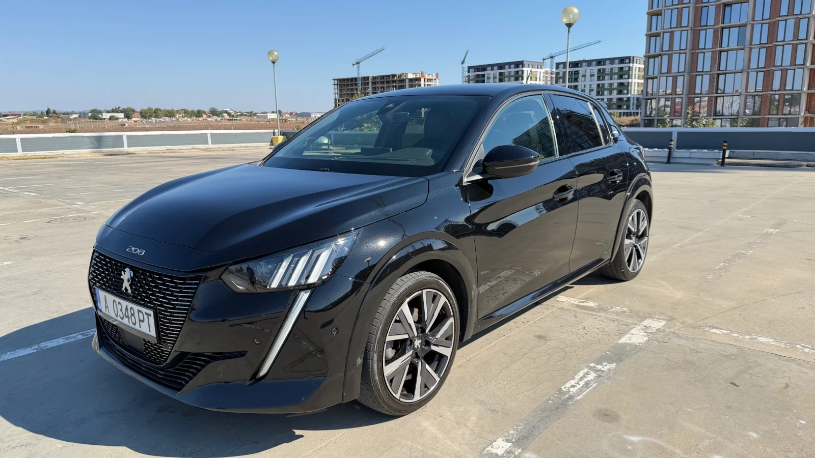 Peugeot 208 GT-Line , automatic, keyless, distronic, снимка 3 - Автомобили и джипове - 55601392