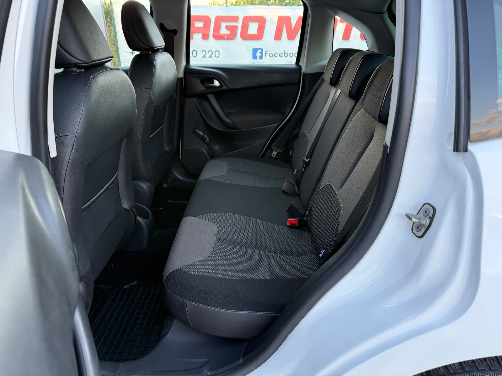 Citroen C3 1.6HDi, LED, EURO 6B! * 88 000км* Уникат!, снимка 7 - Автомобили и джипове - 55158197