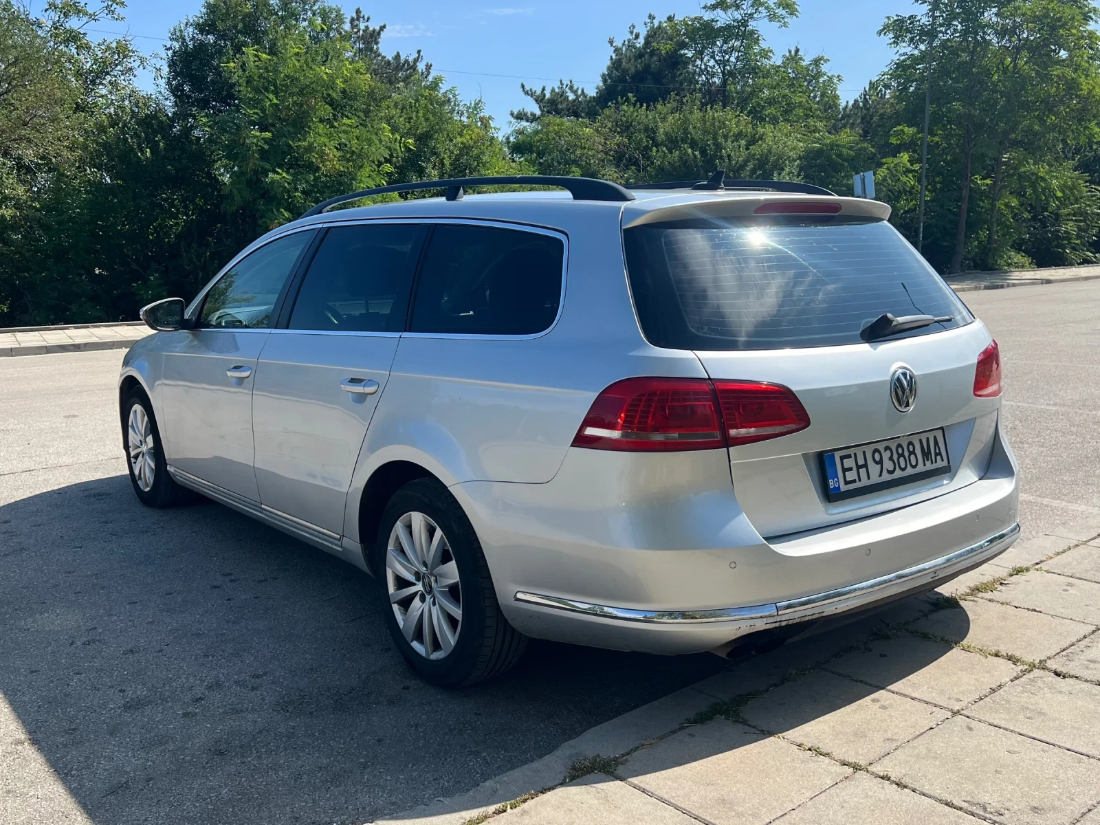 VW Passat 2.0 ДИЗЕЛ, снимка 4 - Автомобили и джипове - 55418164