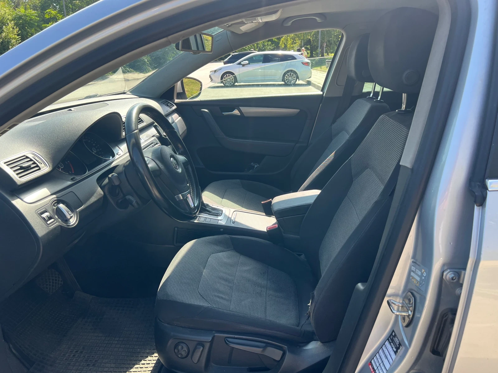 VW Passat 2.0 ДИЗЕЛ, снимка 8 - Автомобили и джипове - 55418164