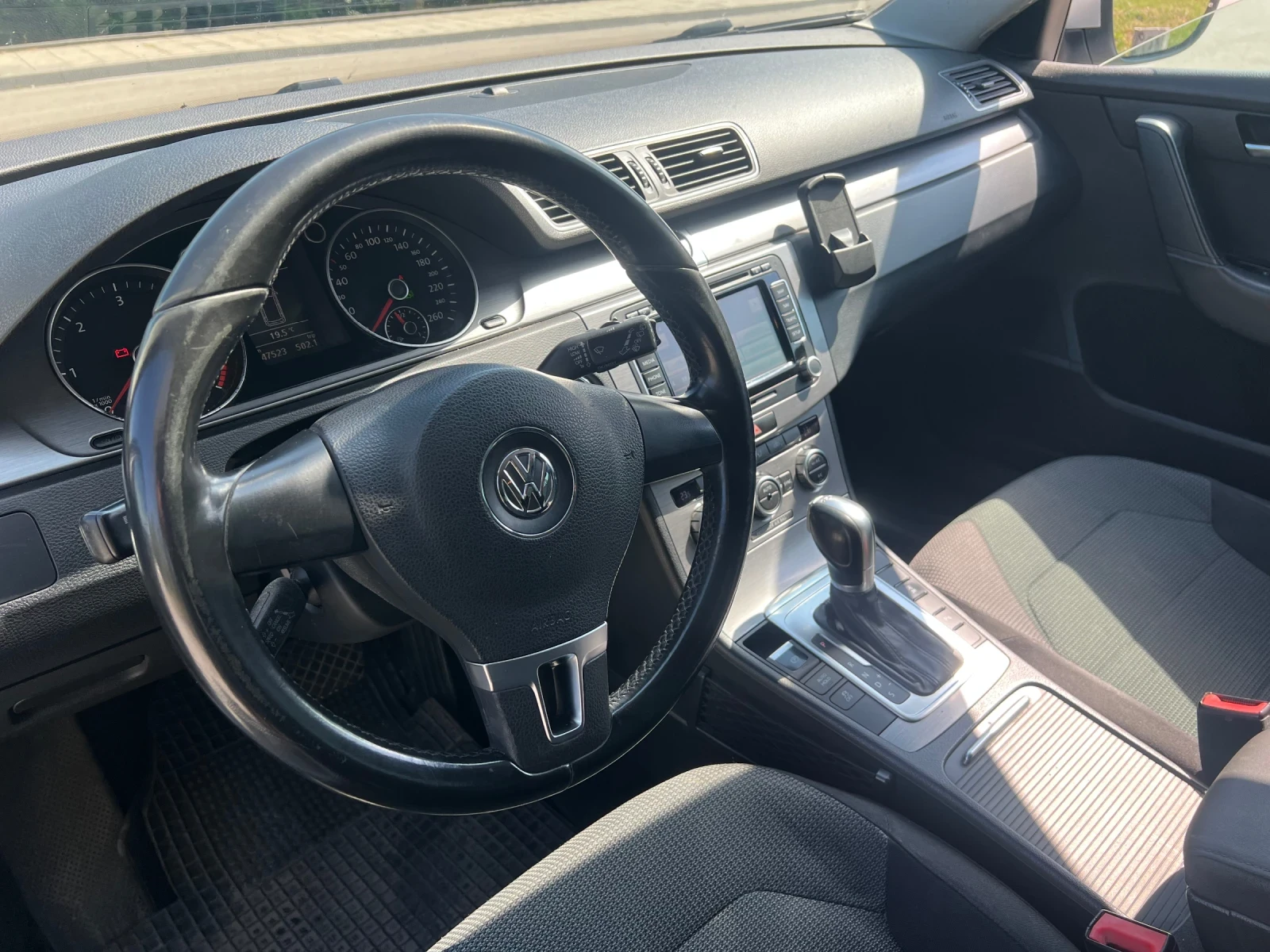 VW Passat 2.0 ДИЗЕЛ, снимка 9 - Автомобили и джипове - 55418164