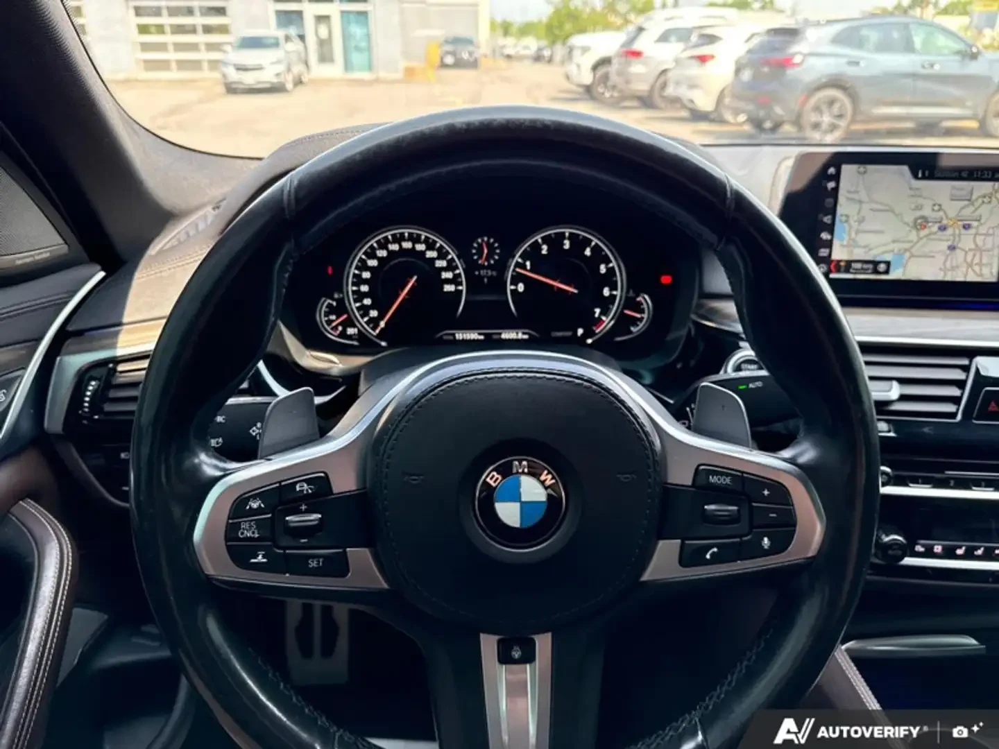 BMW 540 Xi* M-Pack* H/K* Distronic* Обдухване* Масаж, снимка 12 - Автомобили и джипове - 55491581