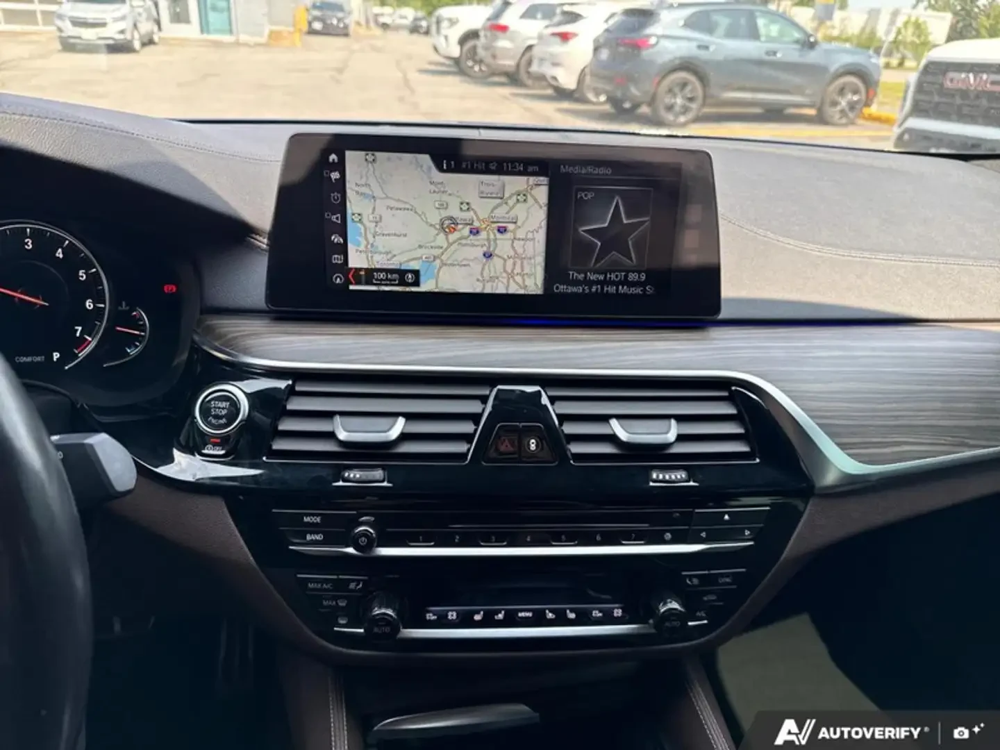 BMW 540 Xi* M-Pack* H/K* Distronic* Обдухване* Масаж, снимка 13 - Автомобили и джипове - 55491581
