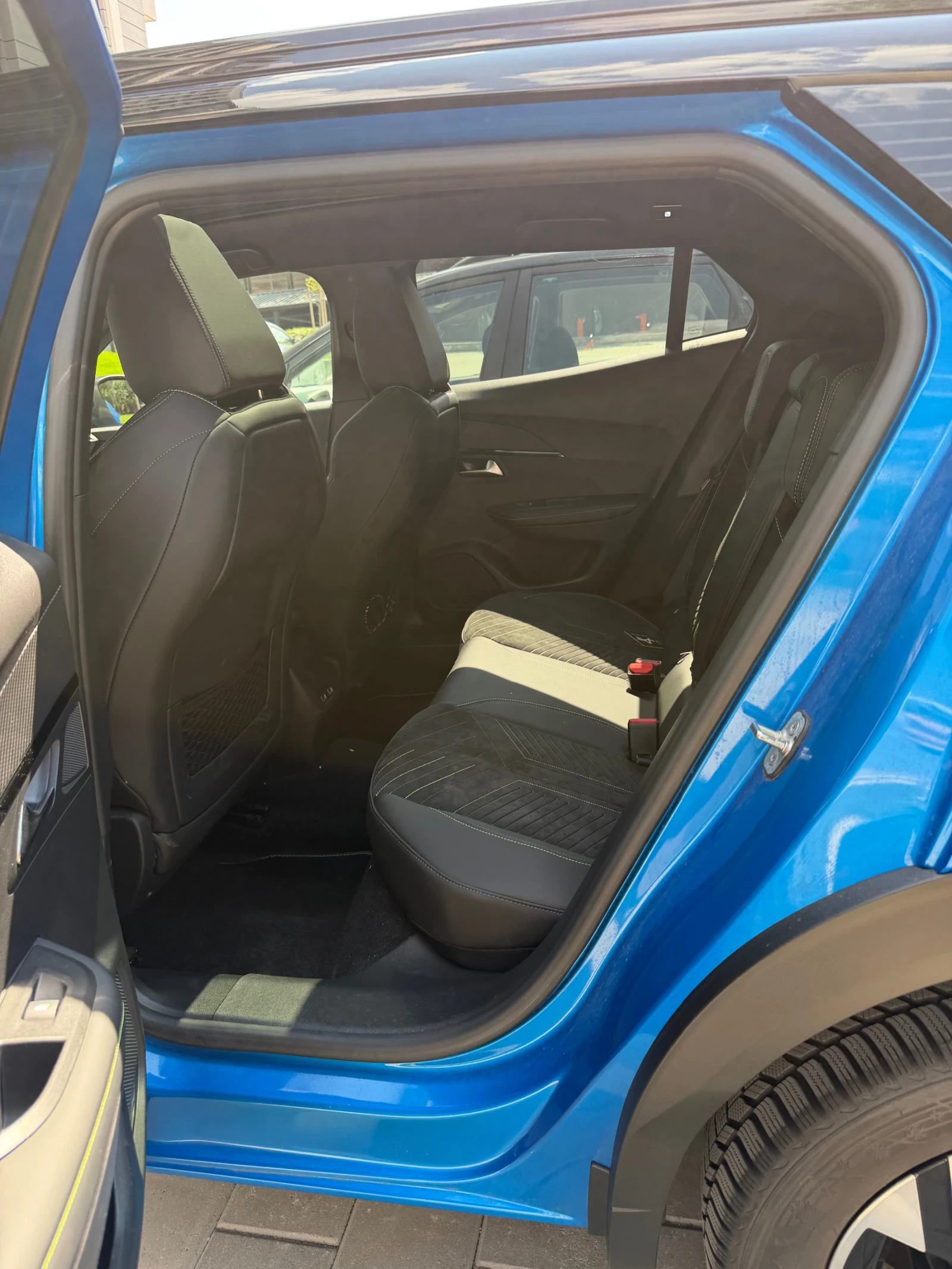 Peugeot 2008 GT, снимка 7 - Автомобили и джипове - 55589010