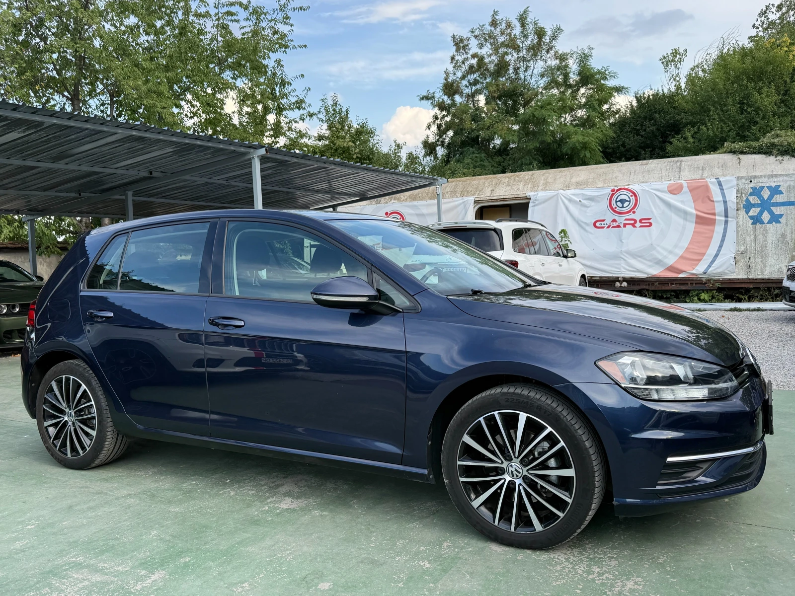 VW Golf 1.8 TSI, снимка 3 - Автомобили и джипове - 55708719