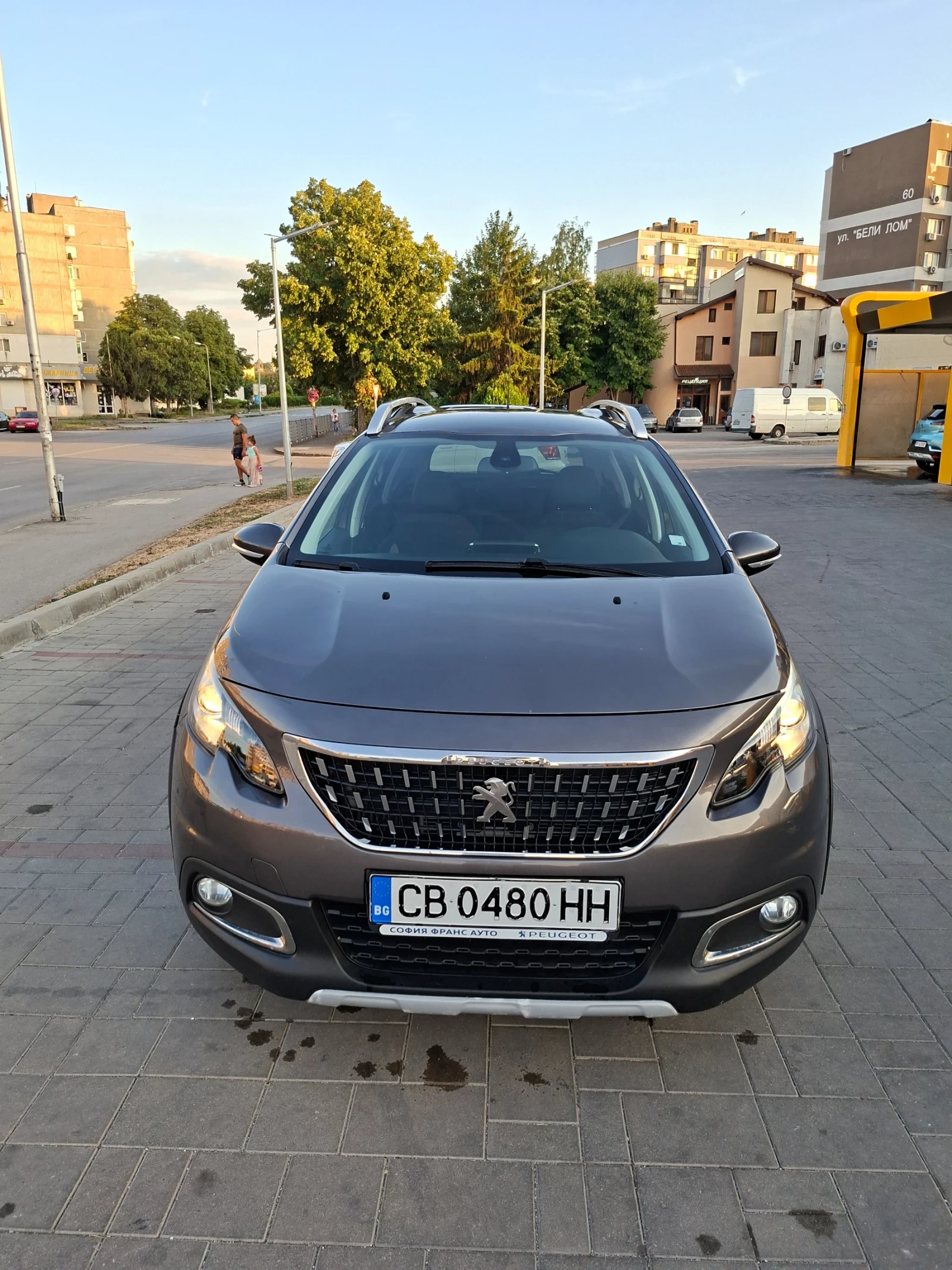 Peugeot 2008, снимка 2 - Автомобили и джипове - 55890434