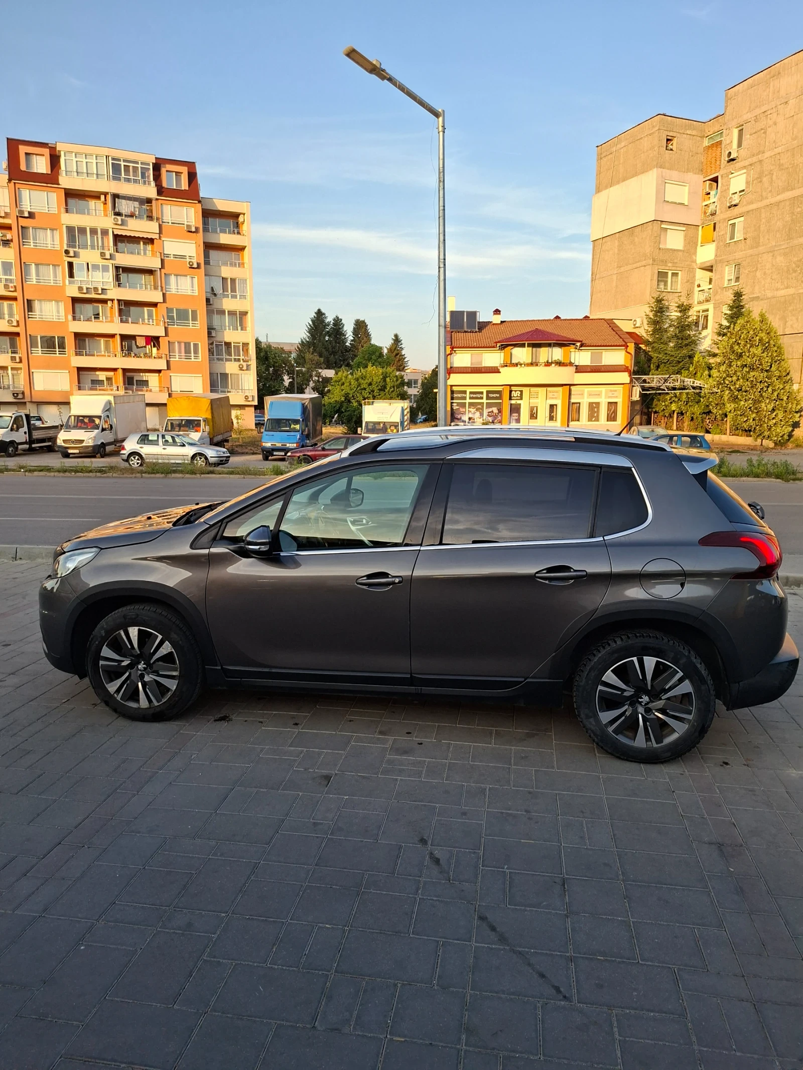 Peugeot 2008, снимка 5 - Автомобили и джипове - 55890434