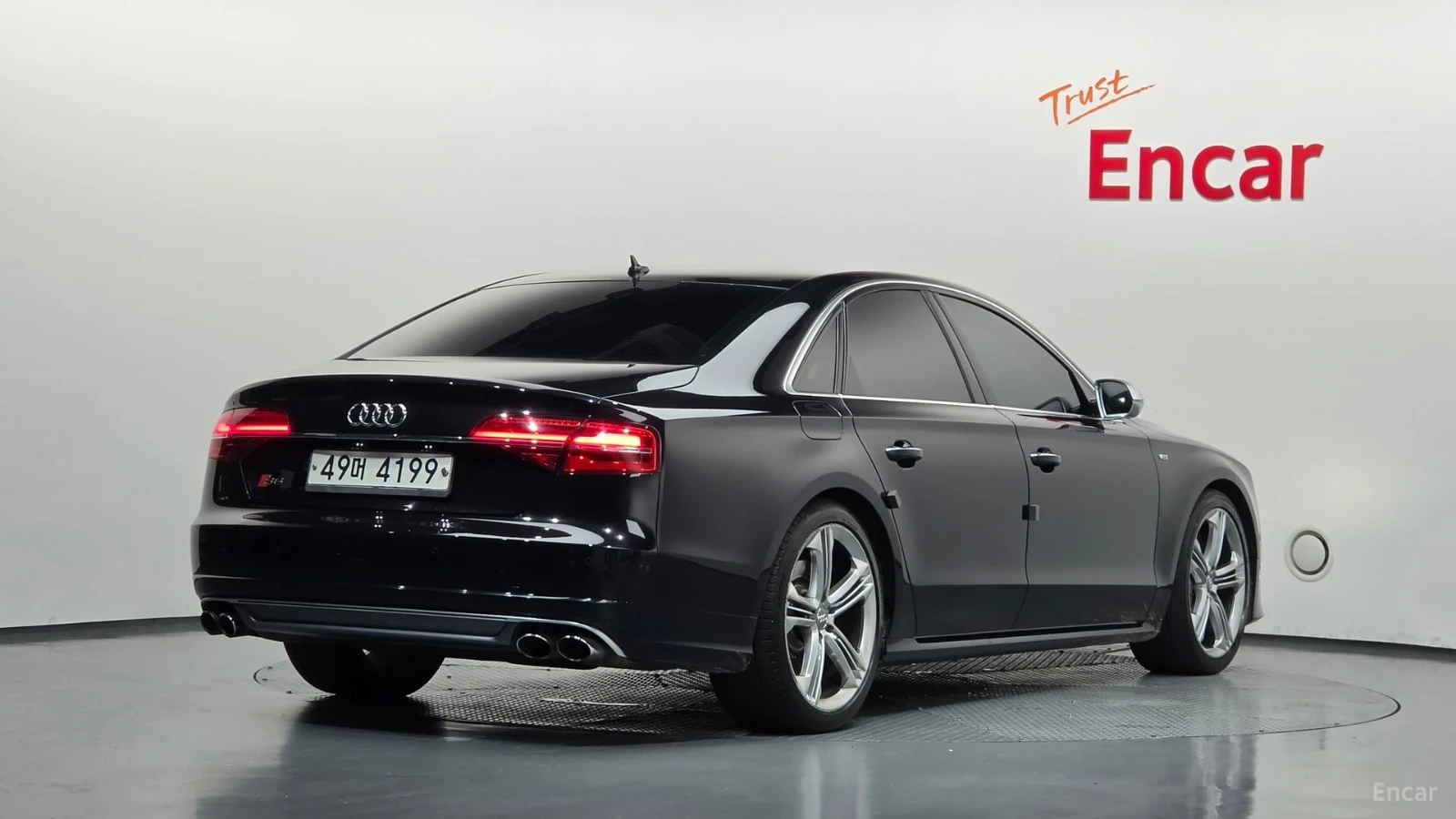 Audi S8 ACC - MATRIX - MASSAGE - ОБДУХ - 360 - HUD - FULL, снимка 2 - Автомобили и джипове - 56104050