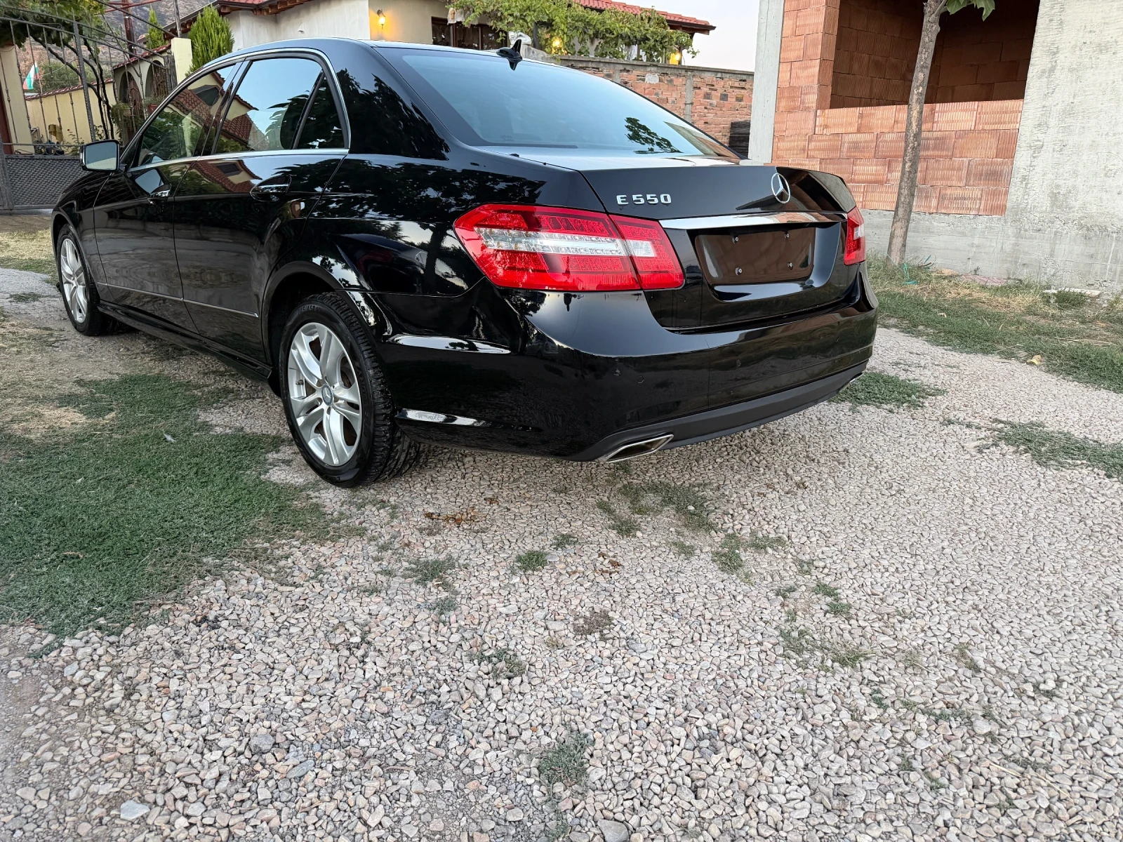 Mercedes-Benz E 500, снимка 8 - Автомобили и джипове - 56120676