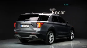 Ford Explorer 3.0* PLATINUM* 4WD* КОЖА* ПОДГРЕВ* ОБДУХВАНЕ* ПАНО, снимка 2