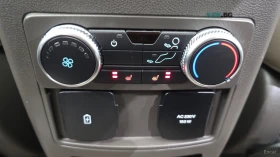 Ford Explorer 3.0* PLATINUM* 4WD* КОЖА* ПОДГРЕВ* ОБДУХВАНЕ* ПАНО, снимка 12