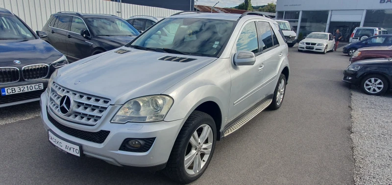 Mercedes-Benz ML 320, снимка 3 - Автомобили и джипове - 47283963