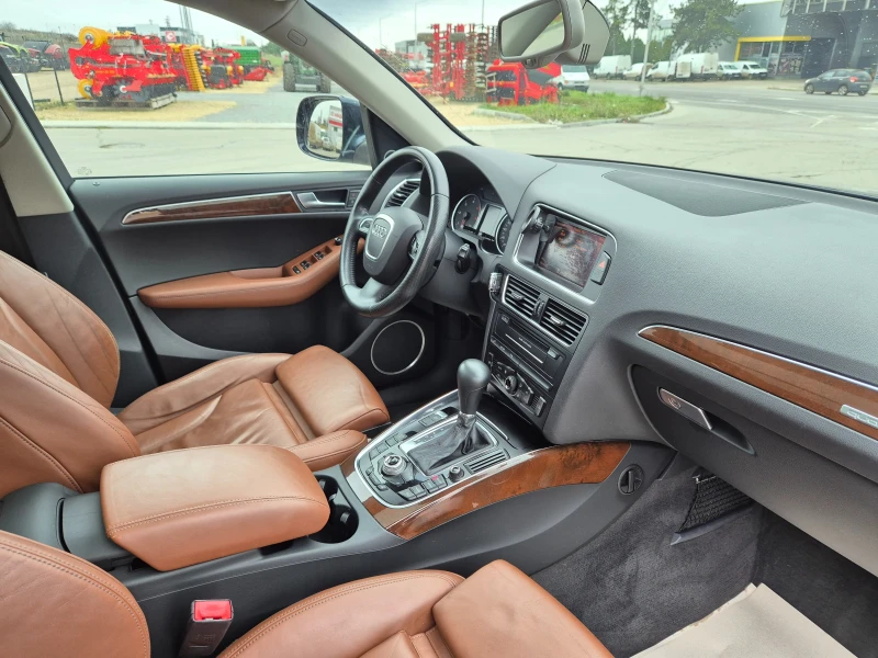 Audi Q5 3.0TDI 239ks Exclusive  панорама , снимка 16 - Автомобили и джипове - 52891521