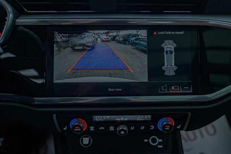 Audi Q3 45TFSI/Quattro/Virtual/Подгрев/Sline/Камера, снимка 12 - Автомобили и джипове - 53081497