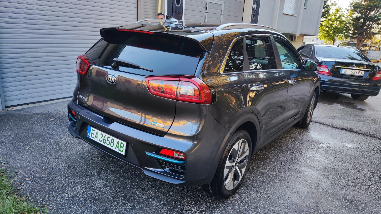 Kia Niro 64 kWh - изображение 4