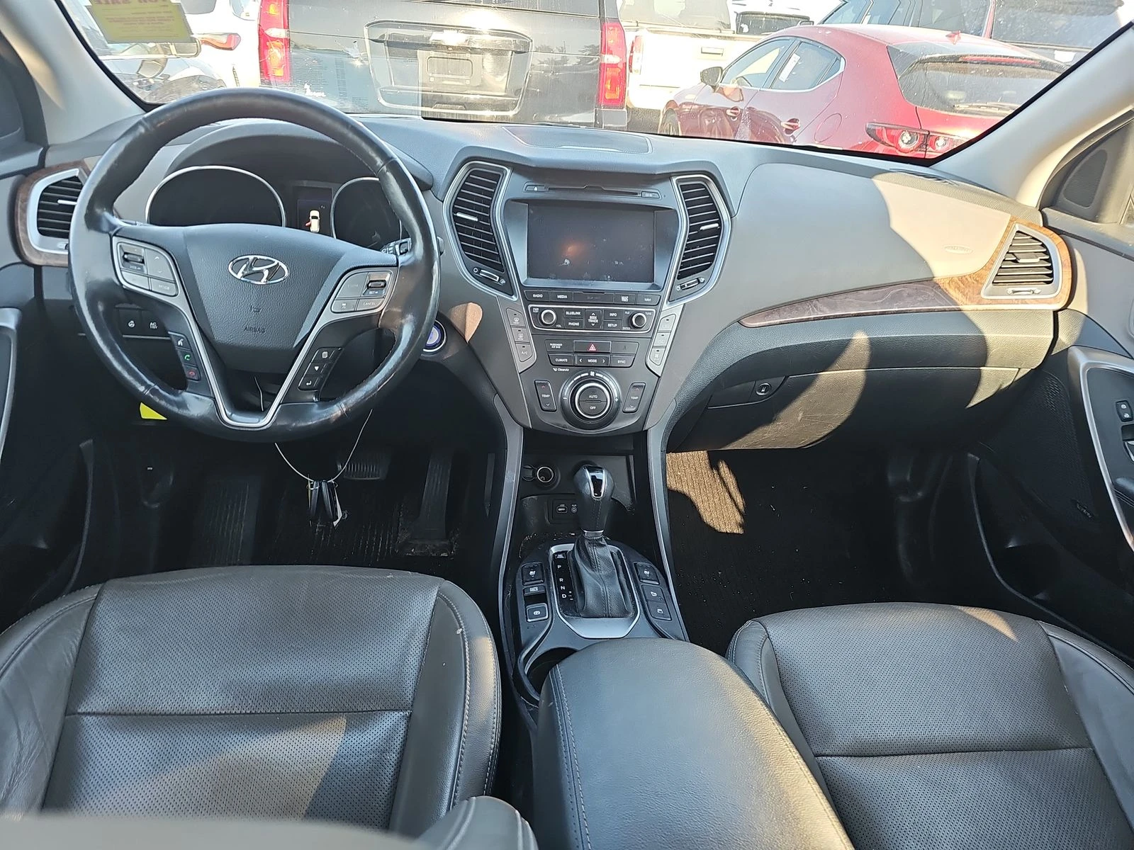 Hyundai Santa fe SE ULTIMATE Обдух* Кожа* Дисторник* Пано* 7-Места* - изображение 7
