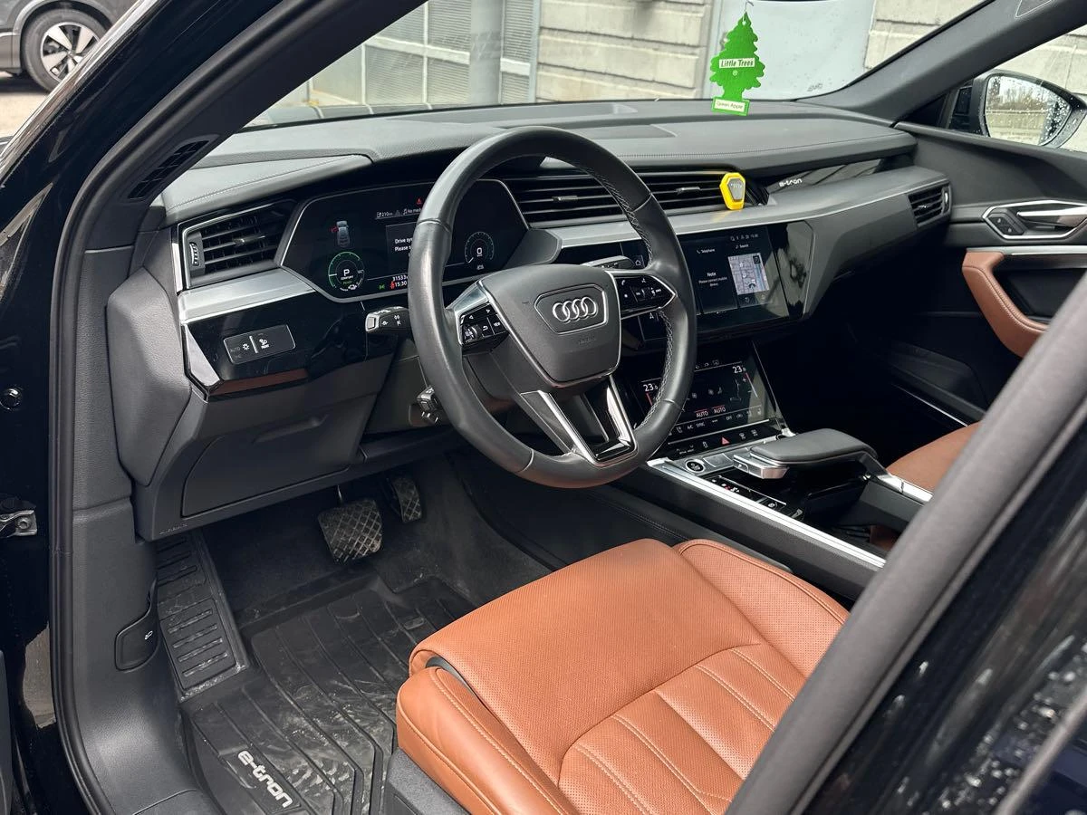 Audi Q8 e-tron Sportback quattro * АВТОКРЕДИТ * CARFAX *  - изображение 6