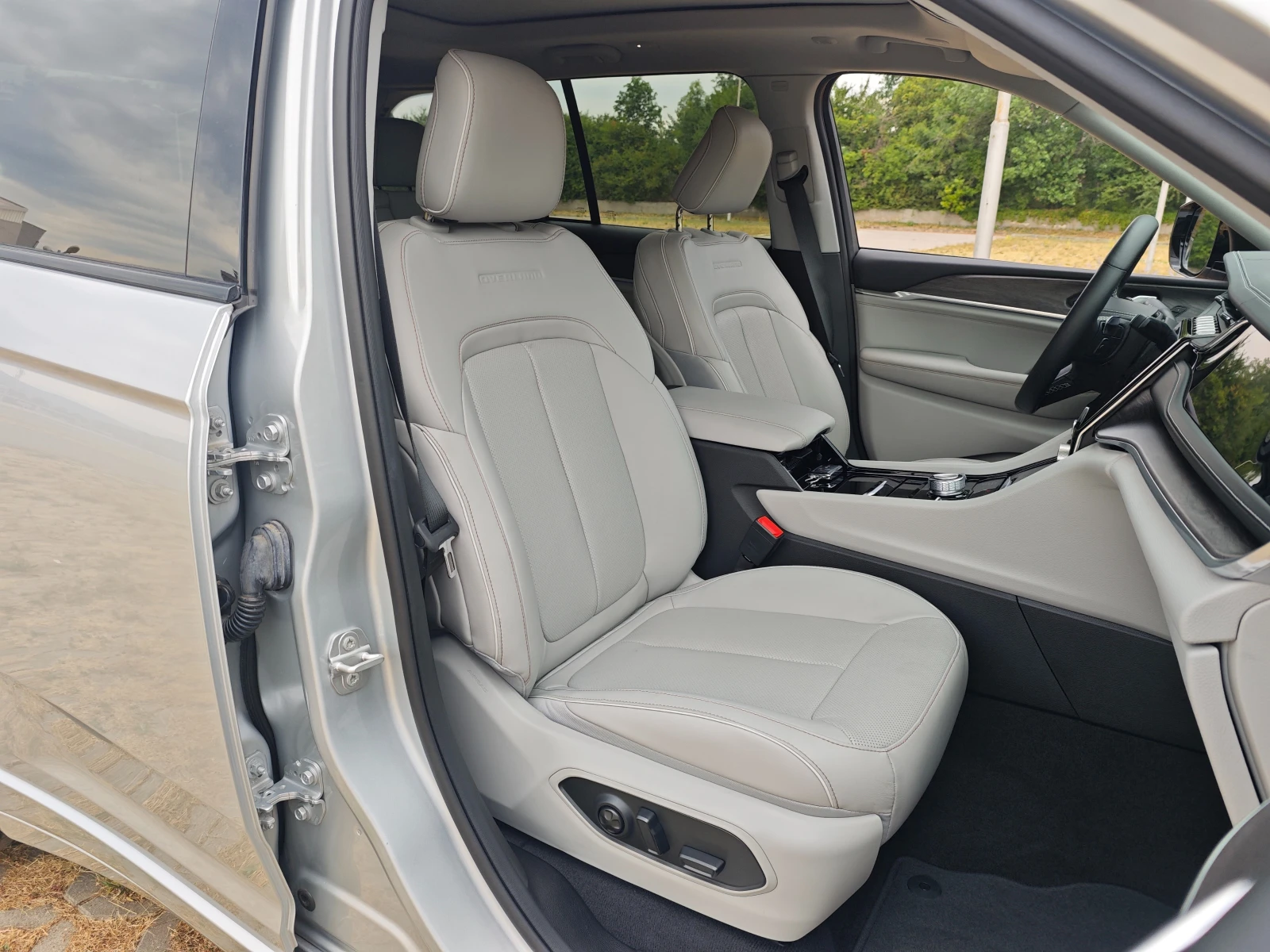 Jeep Grand cherokee PHEV Overland  | Mobile.bg   15