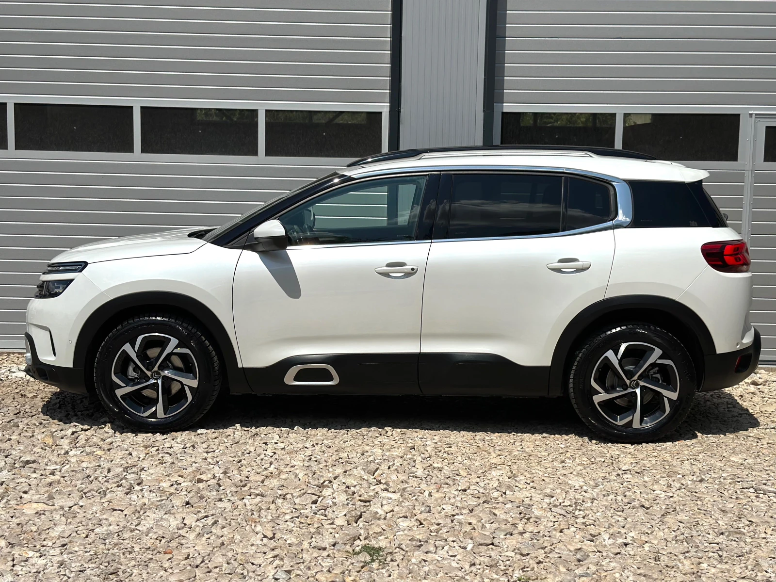 Citroen C5 Aircross 2.0HDI АВТОМАТ EAT 8 FULL LED NAVI ПЕРЛА - изображение 8