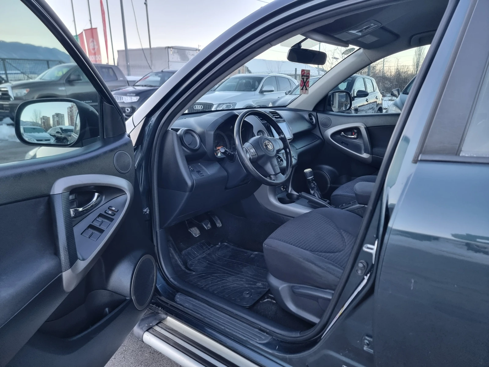 Toyota Rav4 2.2D4D | Mobile.bg � ����������� 10