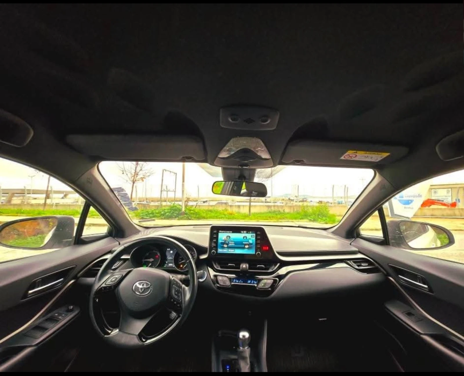 Toyota C-HR 1, 8, снимка 2 - Автомобили и джипове - 53751371