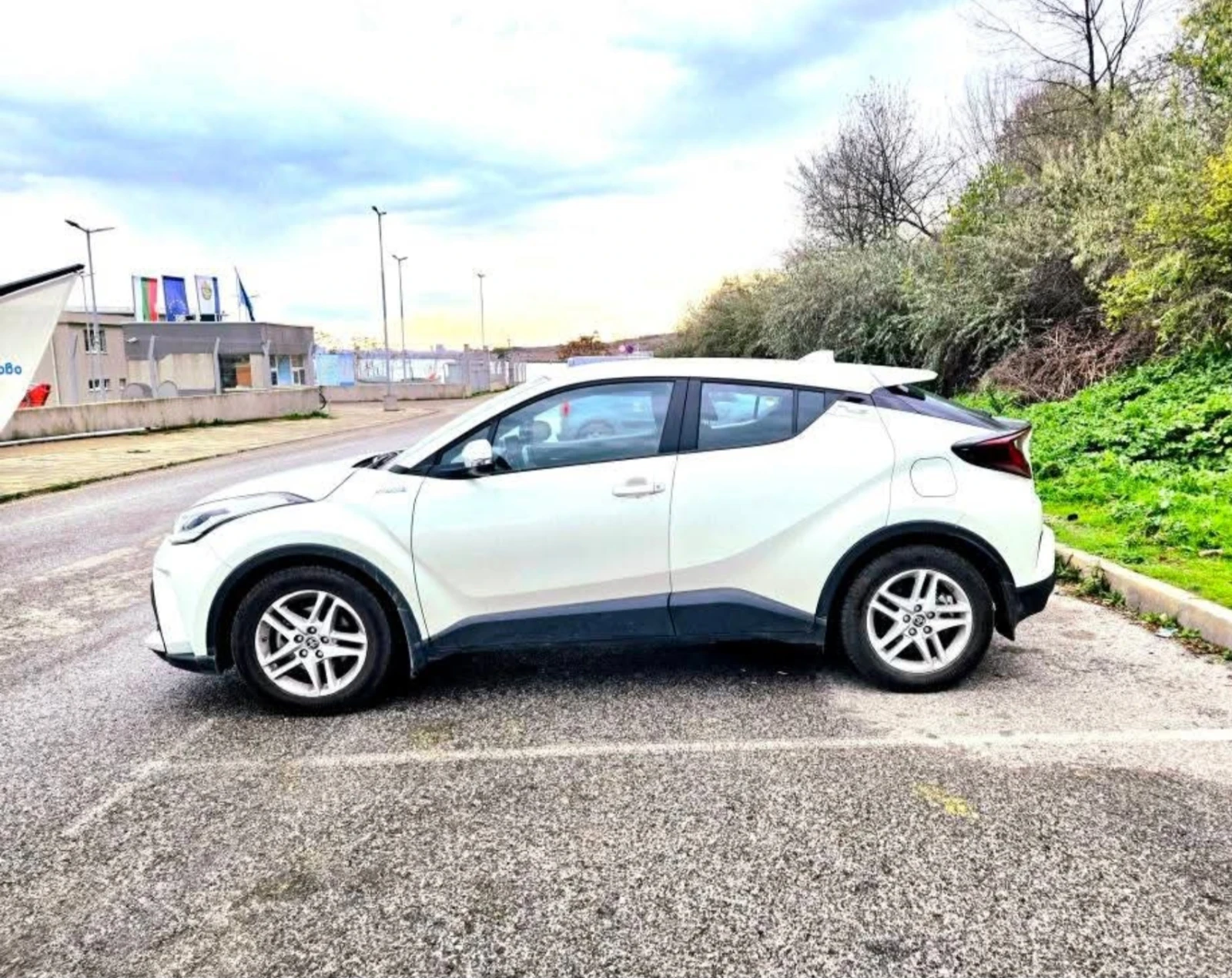Toyota C-HR 1, 8