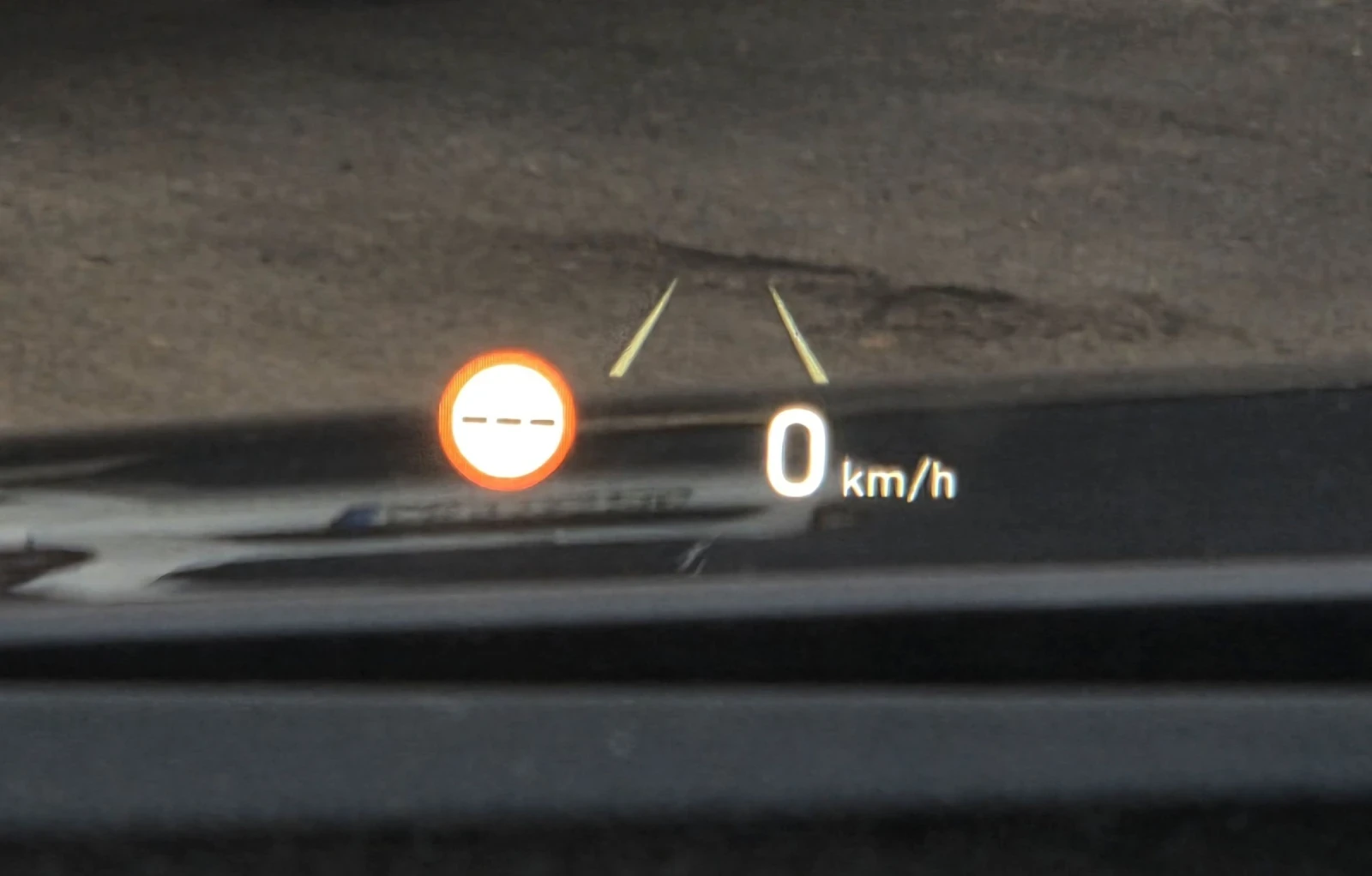 Hyundai Kona 64KWh/Premium/Blue Link/SOH100%, снимка 14 - Автомобили и джипове - 53716363