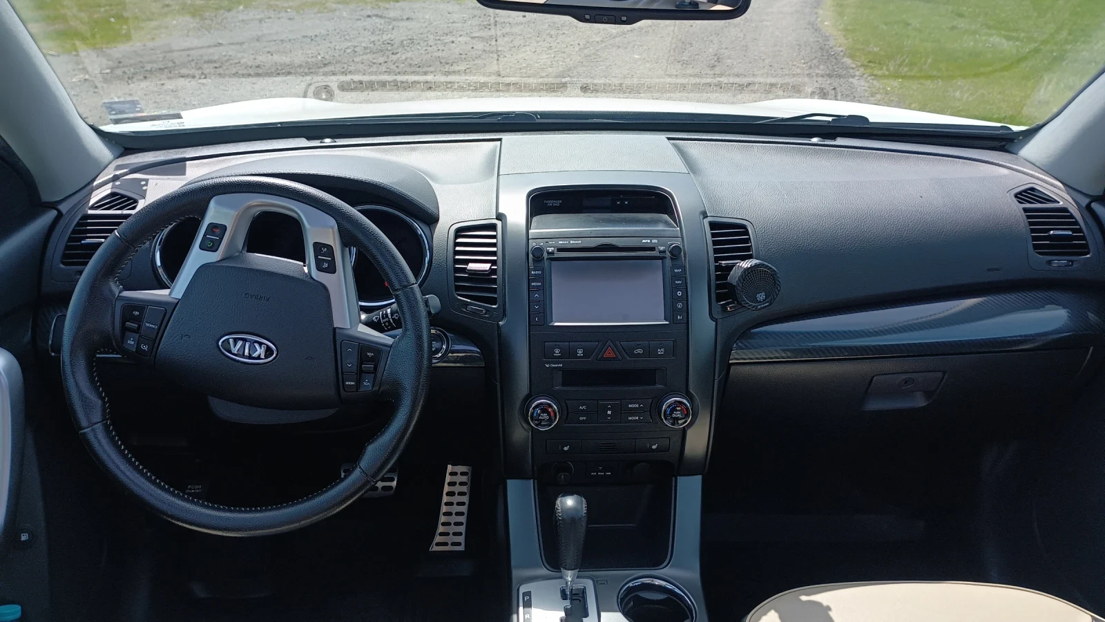 Kia Sorento 2.2  CRDI AWD, снимка 6 - Автомобили и джипове - 54179451