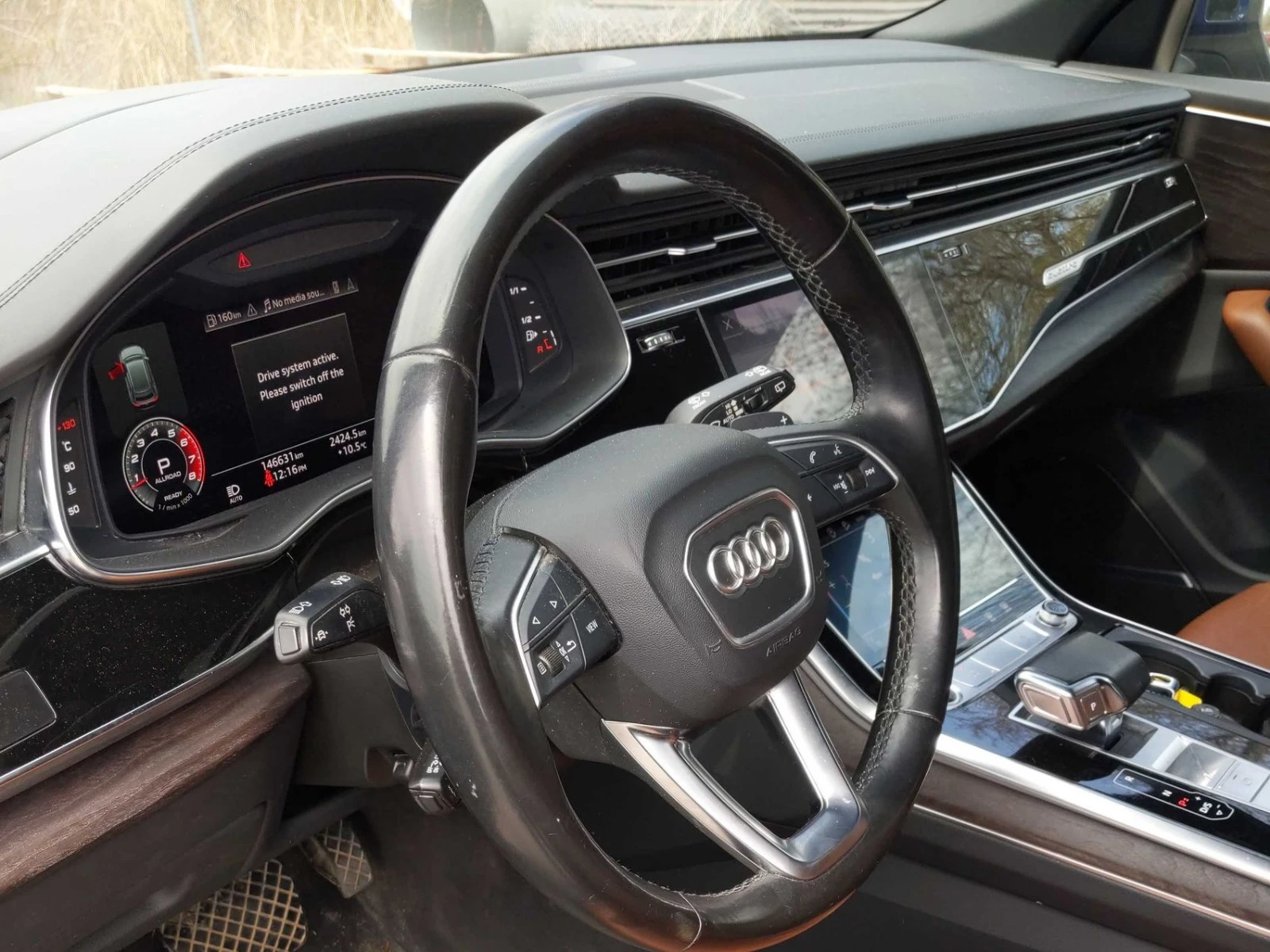 Audi Q8 Technik* АвтоКредит* (ЦЕНА ДО БГ), снимка 5 - Автомобили и джипове - 54333677