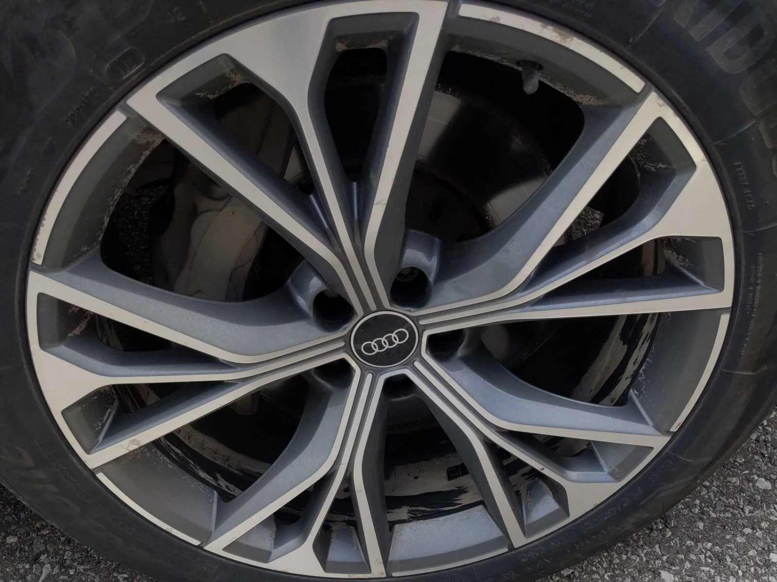 Audi Q8 Technik* АвтоКредит* (ЦЕНА ДО БГ), снимка 7 - Автомобили и джипове - 54333677