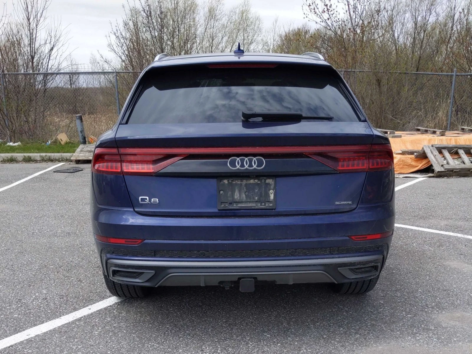 Audi Q8 Technik* АвтоКредит* (ЦЕНА ДО БГ), снимка 4 - Автомобили и джипове - 54333677